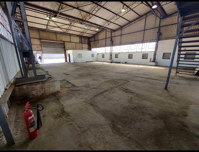 459M² FACTORY TO LET IN ANDERBOLT